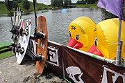 Wakeboarden auf dem Olympiasee im Sommer 2011 (&copy;Foto: MartiN Schmitz)
